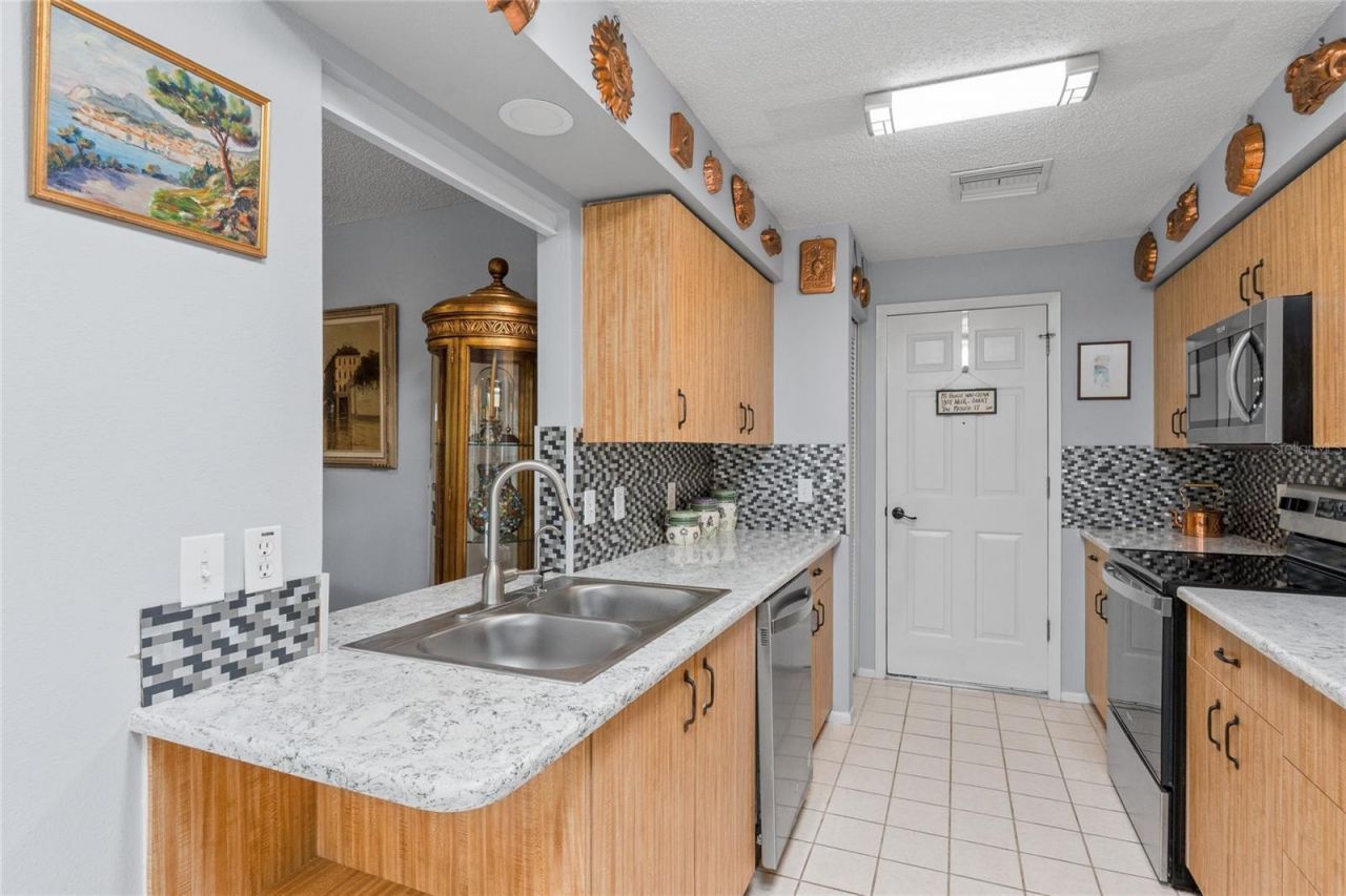 9022 Ramsgate Drive, Unit 9022, New Port Richey, FL 34655 Photo