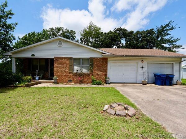 611 S 15th Street, McAlester, OK 74501