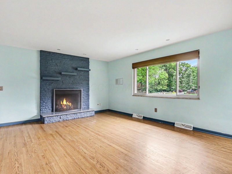 3140 Fishinger Road, Columbus, OH 43221 Photo 10