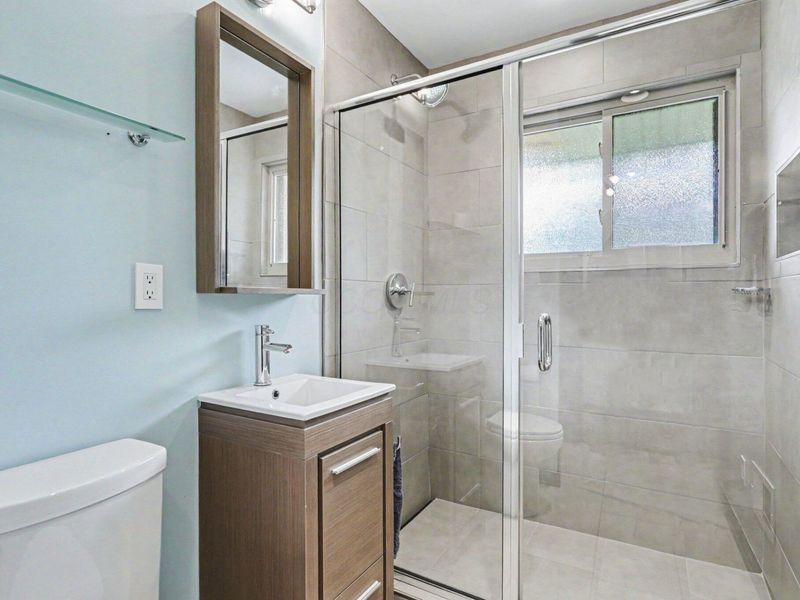 3140 Fishinger Road, Columbus, OH 43221 Photo 13