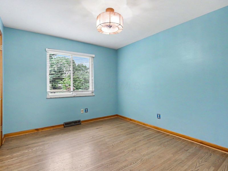 3140 Fishinger Road, Columbus, OH 43221 Photo 23