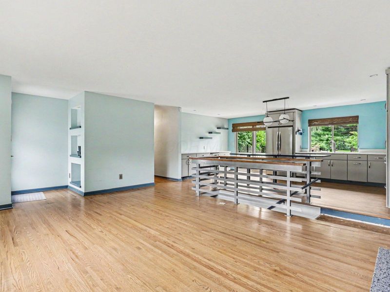 3140 Fishinger Road, Columbus, OH 43221 Photo 7