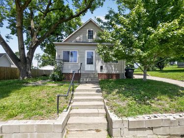 1614 Drexel Street, Omaha, NE 68107