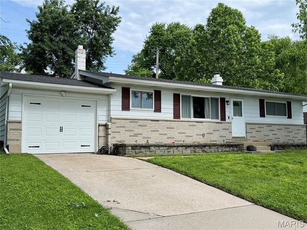 1607 Barbara Drive , St Charles, MO 63303