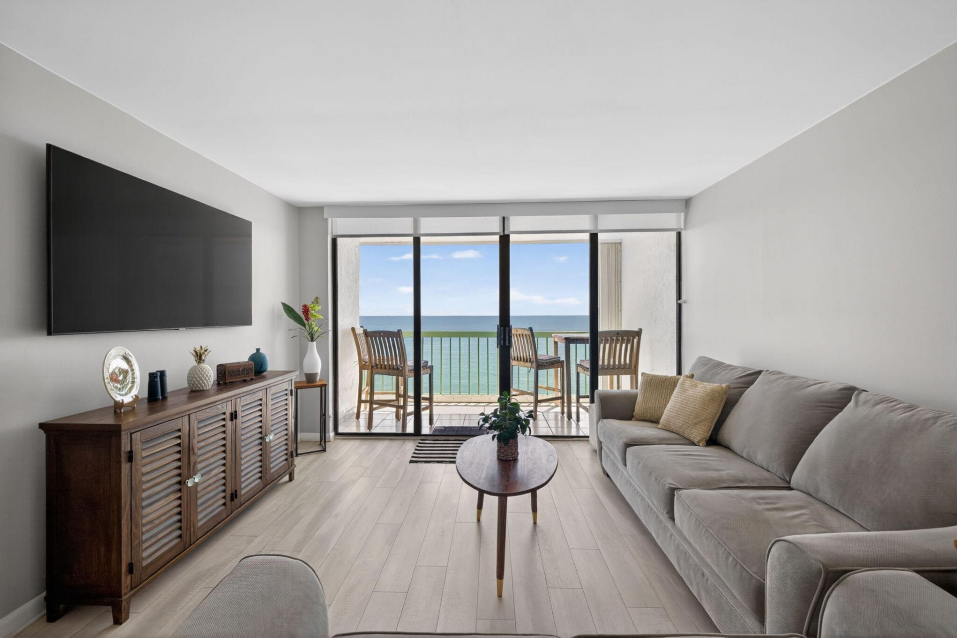 9900 S Ocean, Unit 1506, Jensen Beach, FL 34957 Photo