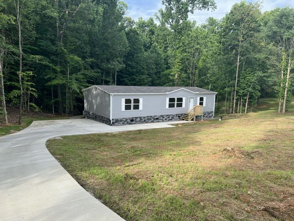 146 Hidden Valley Drive, Dandridge, TN 37725
