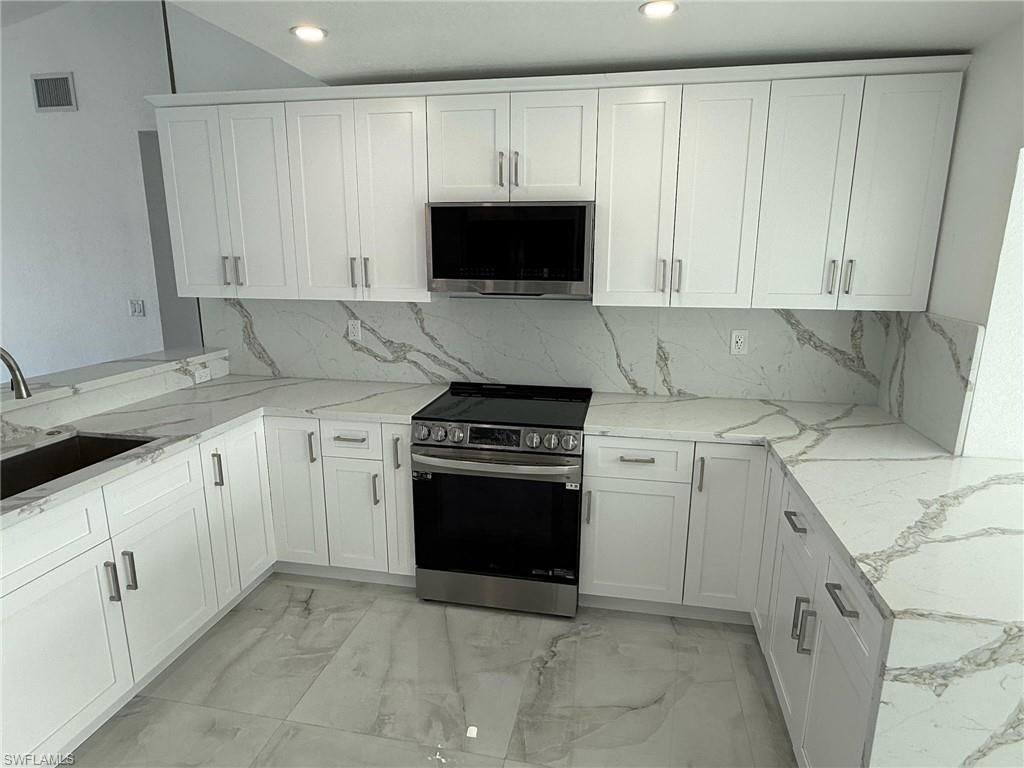 2823 Janet St , Matlacha, FL 33993 Photo