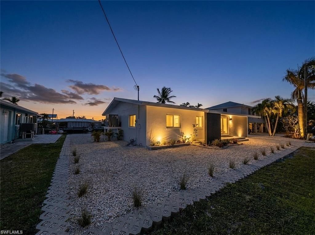 2823 Janet St, Matlacha, FL 33993 Photo