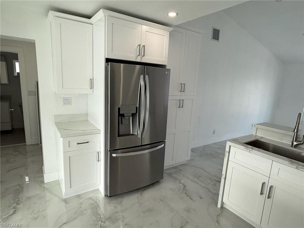 2823 Janet St , Matlacha, FL 33993 Photo