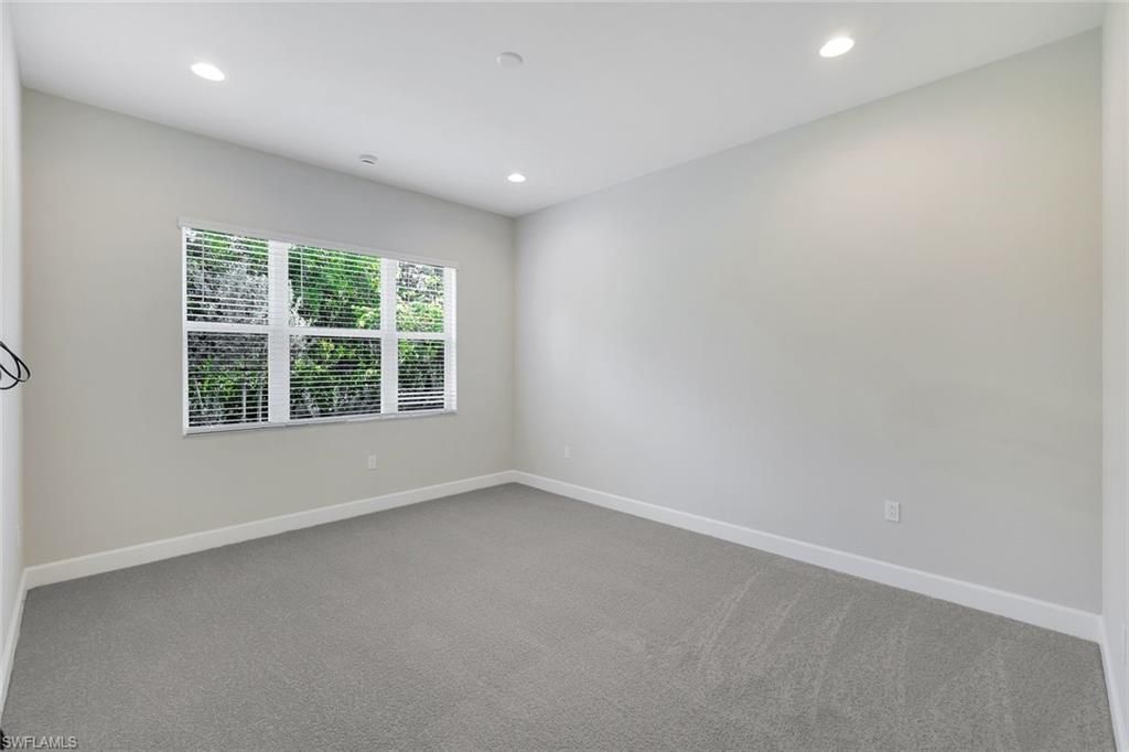 2565 Kingfisher Dr, Naples, FL 34112 Photo