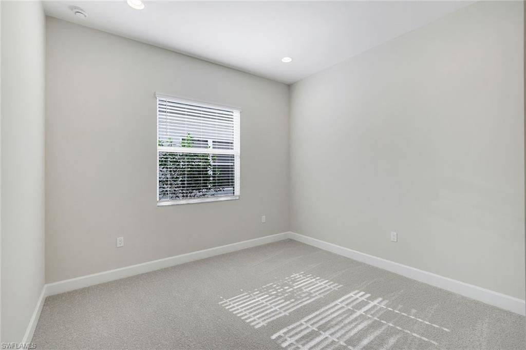 2565 Kingfisher Dr, Naples, FL 34112 Photo