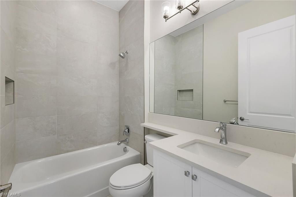 2565 Kingfisher Dr, Naples, FL 34112 Photo