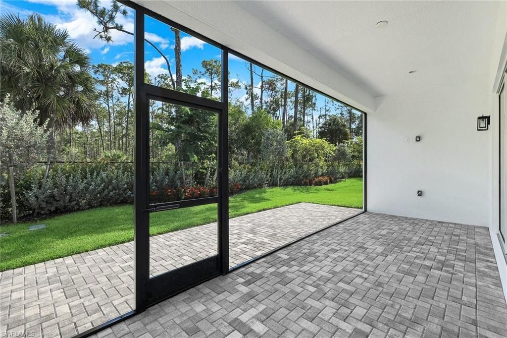 2565 Kingfisher Dr, Naples, FL 34112 Photo