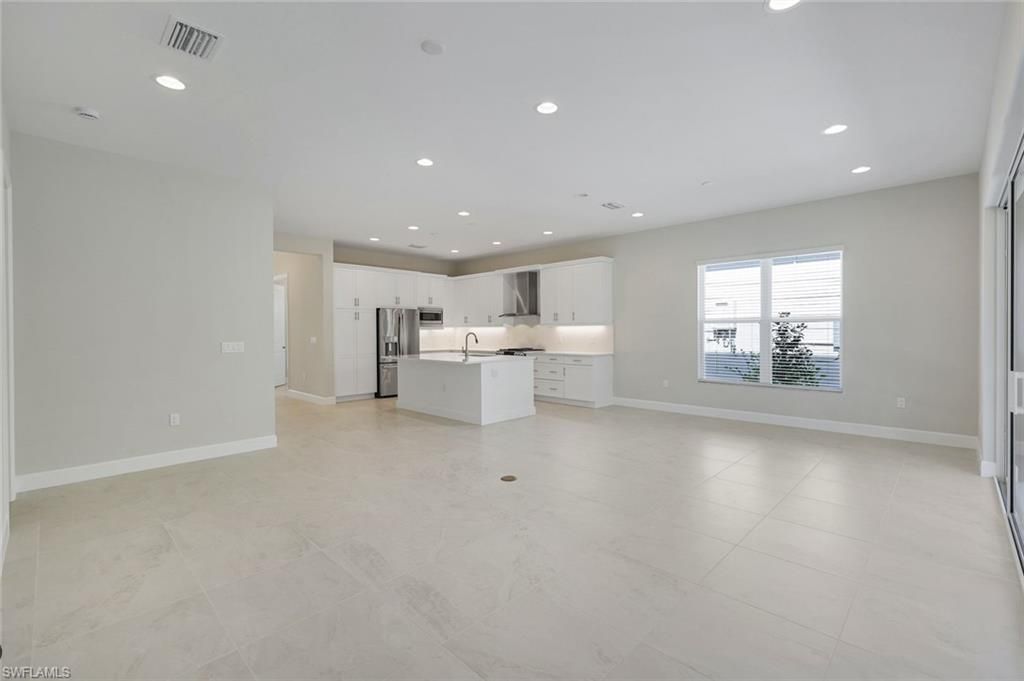 2565 Kingfisher Dr, Naples, FL 34112 Photo