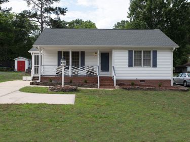 215 E Vance Street, Zebulon, NC 27597