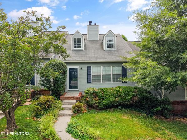 804 Olde Pioneer Tr, Knoxville, TN 37923