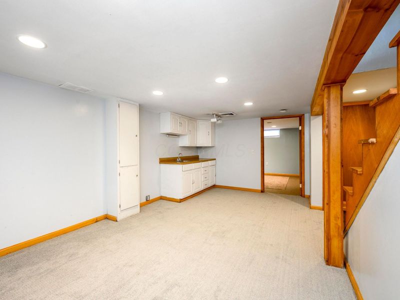 285 E Weisheimer Road, Columbus, OH 43214 Photo 17