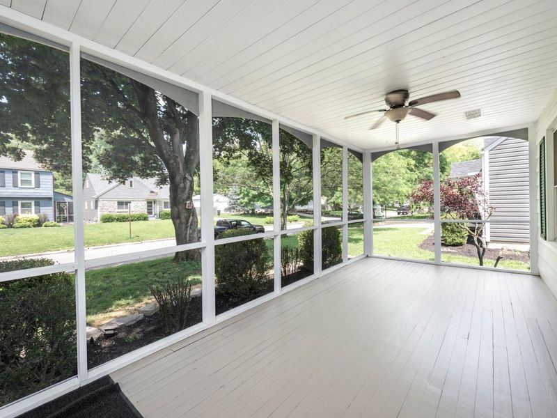 285 E Weisheimer Road, Columbus, OH 43214 Photo 2