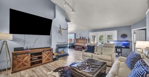 500 Cambridge Court, Carson City, NV 89701 Photo