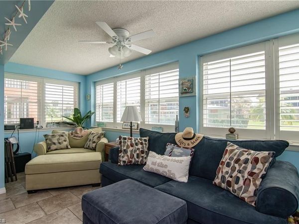 1400 Pompei LN , Unit S-21, NAPLES, FL 34103