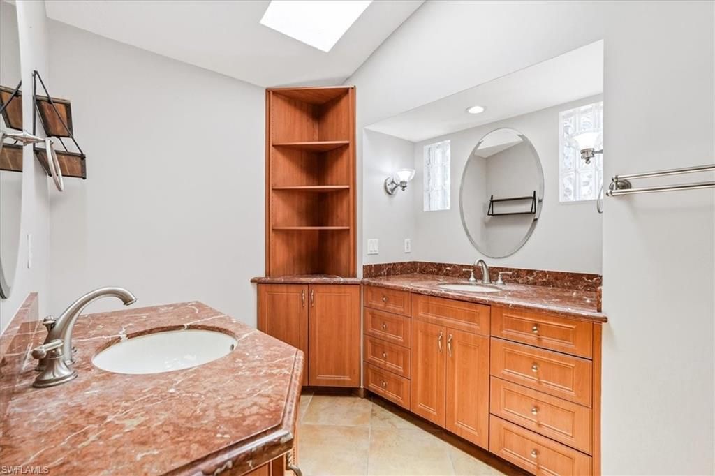 1268 Jardin Dr , Naples, FL 34104 Photo