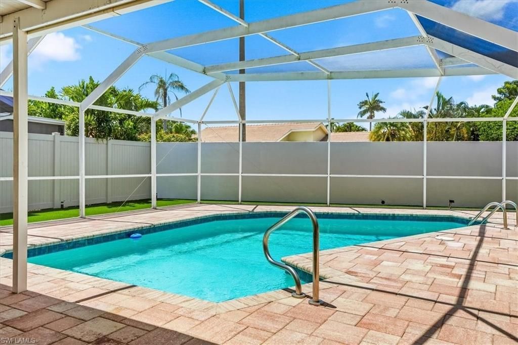 1268 Jardin Dr , Naples, FL 34104 Photo