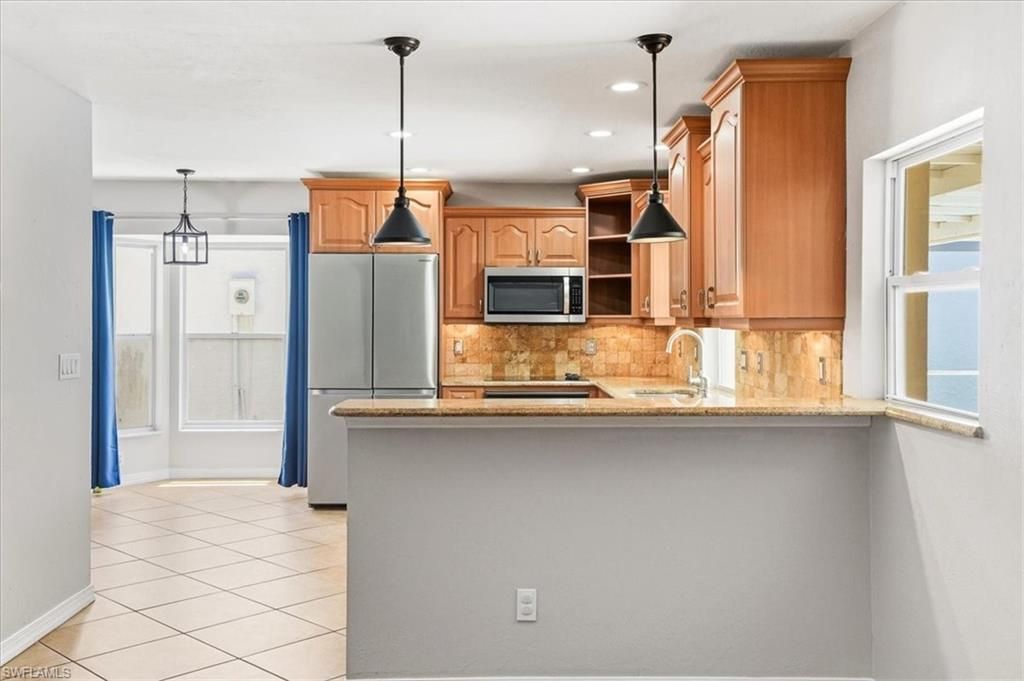 1268 Jardin Dr , Naples, FL 34104 Photo