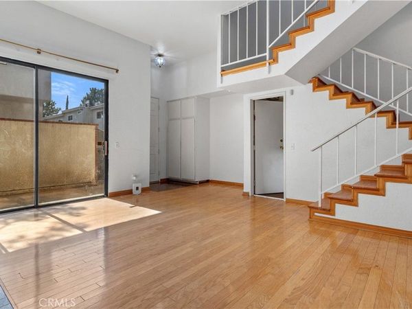 10201 Mason, Chatsworth, CA 91311