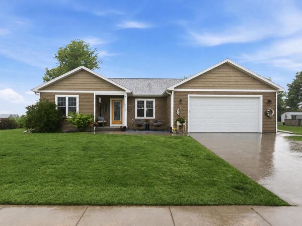 918 TAFT LANE, Waupun, WI 53963