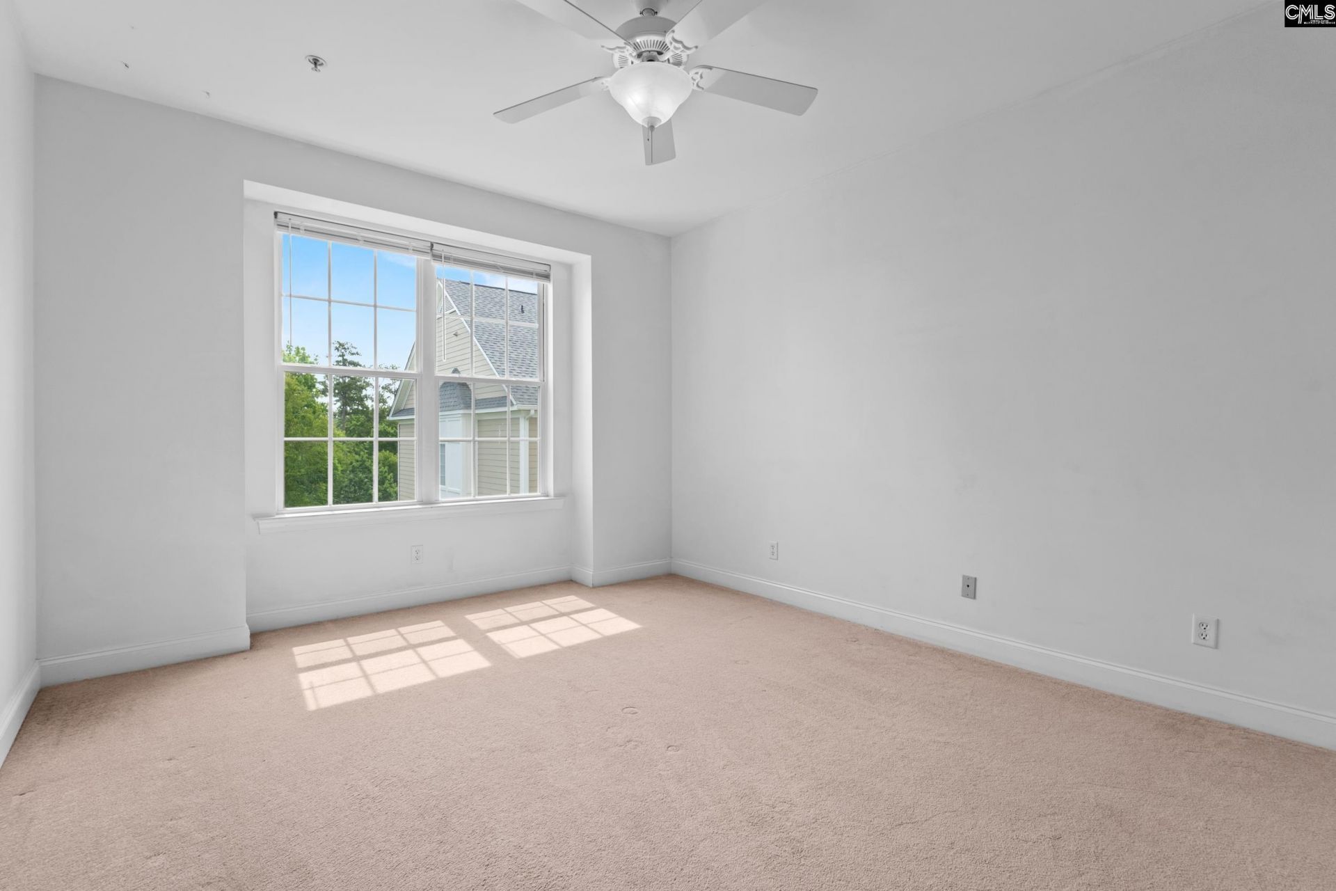 143 Breezes Drive  Photo 20