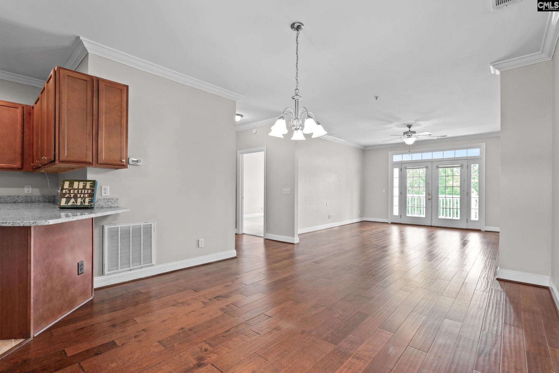 143 Breezes Drive  Photo 4