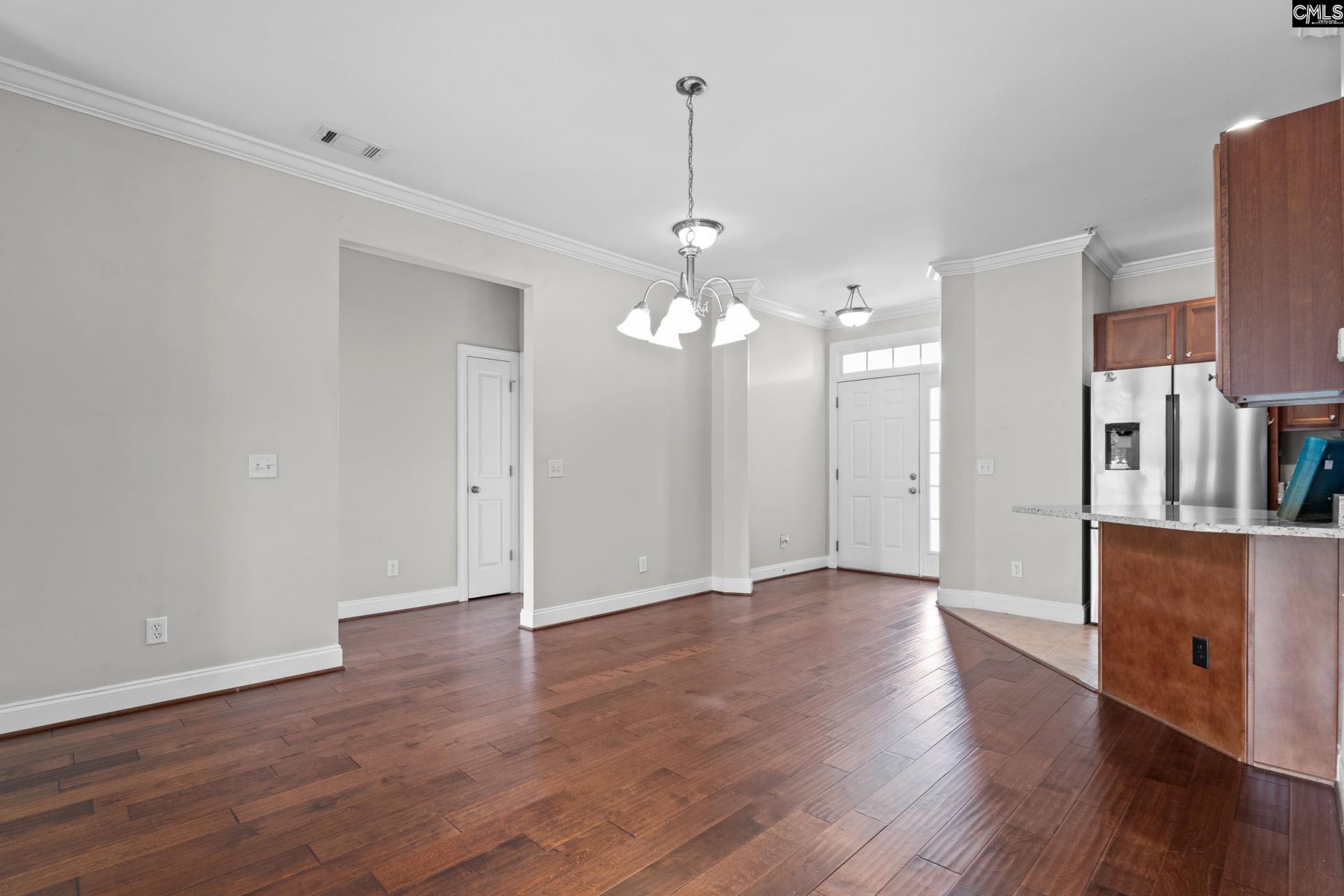 143 Breezes Drive  Photo 5