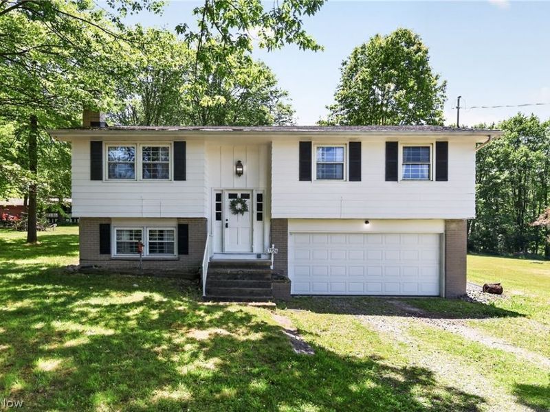 7926 Price Schaffer Road, Hubbard, OH 44425 Photo 1