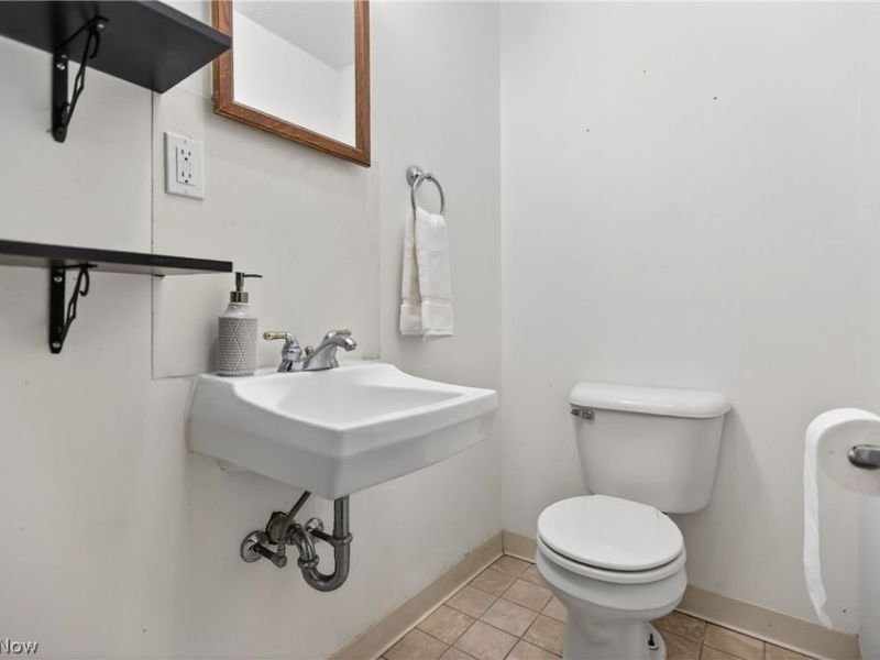 7926 Price Schaffer Road, Hubbard, OH 44425 Photo 11
