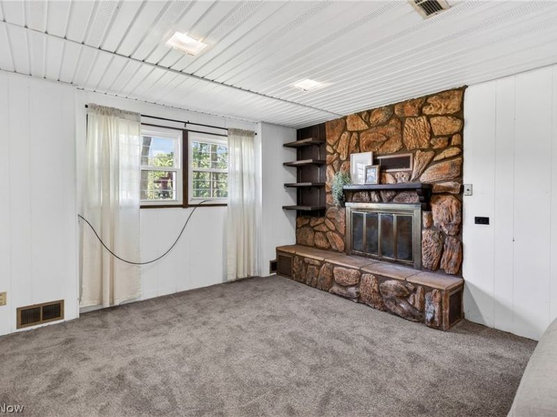 7926 Price Schaffer Road, Hubbard, OH 44425 Photo 15