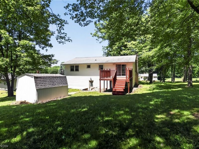 7926 Price Schaffer Road, Hubbard, OH 44425 Photo 21