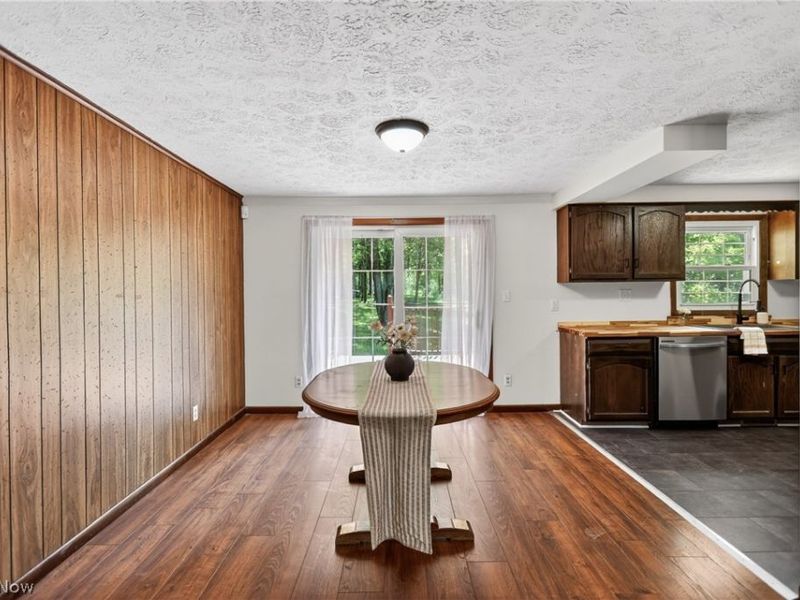 7926 Price Schaffer Road, Hubbard, OH 44425 Photo 6