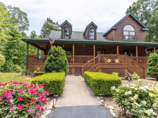 110 Mountain Crest Drive S, Marion, NC 28752