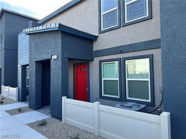 1902 Omaggio Vista Street , Henderson, NV 89044