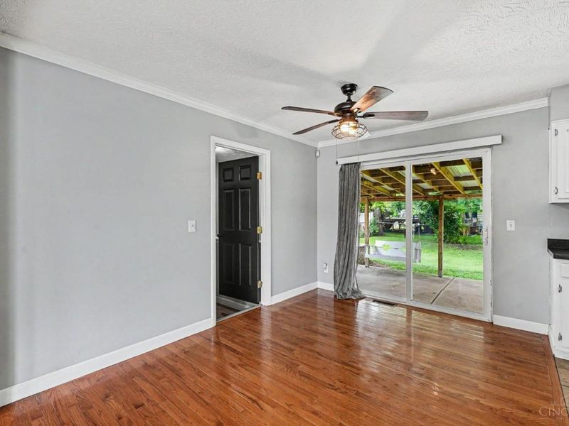 8939 Tripoli Drive, Cincinnati, OH 45251 Photo 7