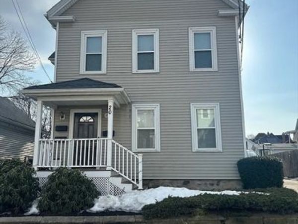 20 Gibbon St, Unit 1, Marlborough, MA 01752