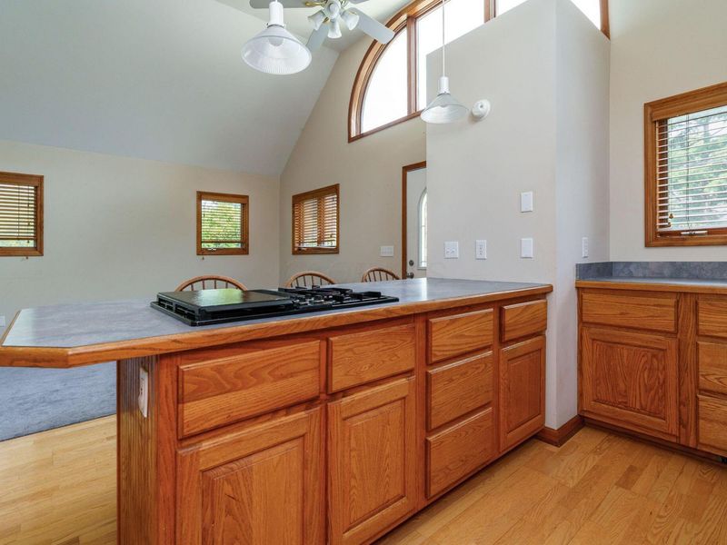 908 Vernon Road , Columbus, OH 43209 Photo 17
