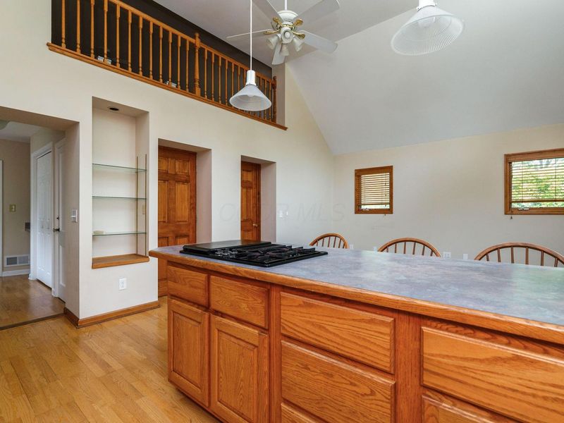 908 Vernon Road , Columbus, OH 43209 Photo 18