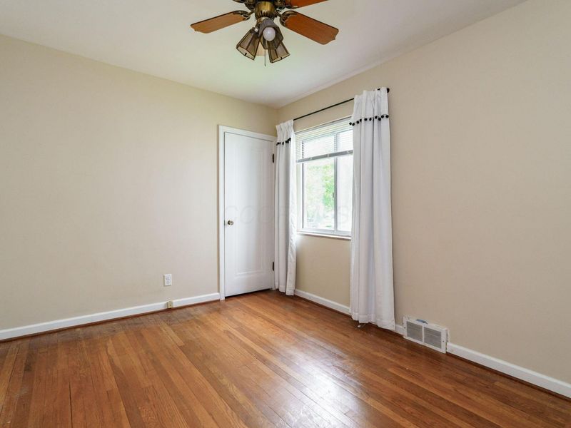 908 Vernon Road , Columbus, OH 43209 Photo 24