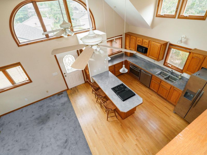 908 Vernon Road , Columbus, OH 43209 Photo 26
