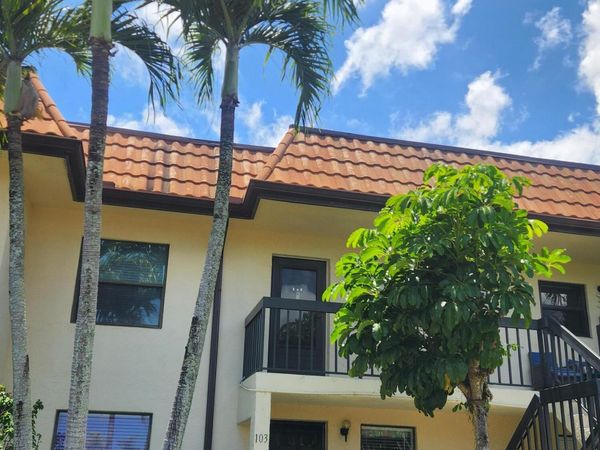 7257 Golf Colony, Unit 203, Lake Worth, FL 33467