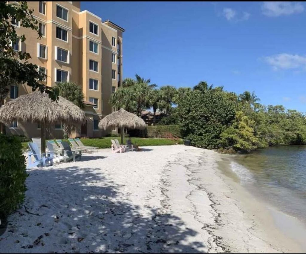 1000 Scotia Drive, Unit 506, Hypoluxo, FL 33462 Photo