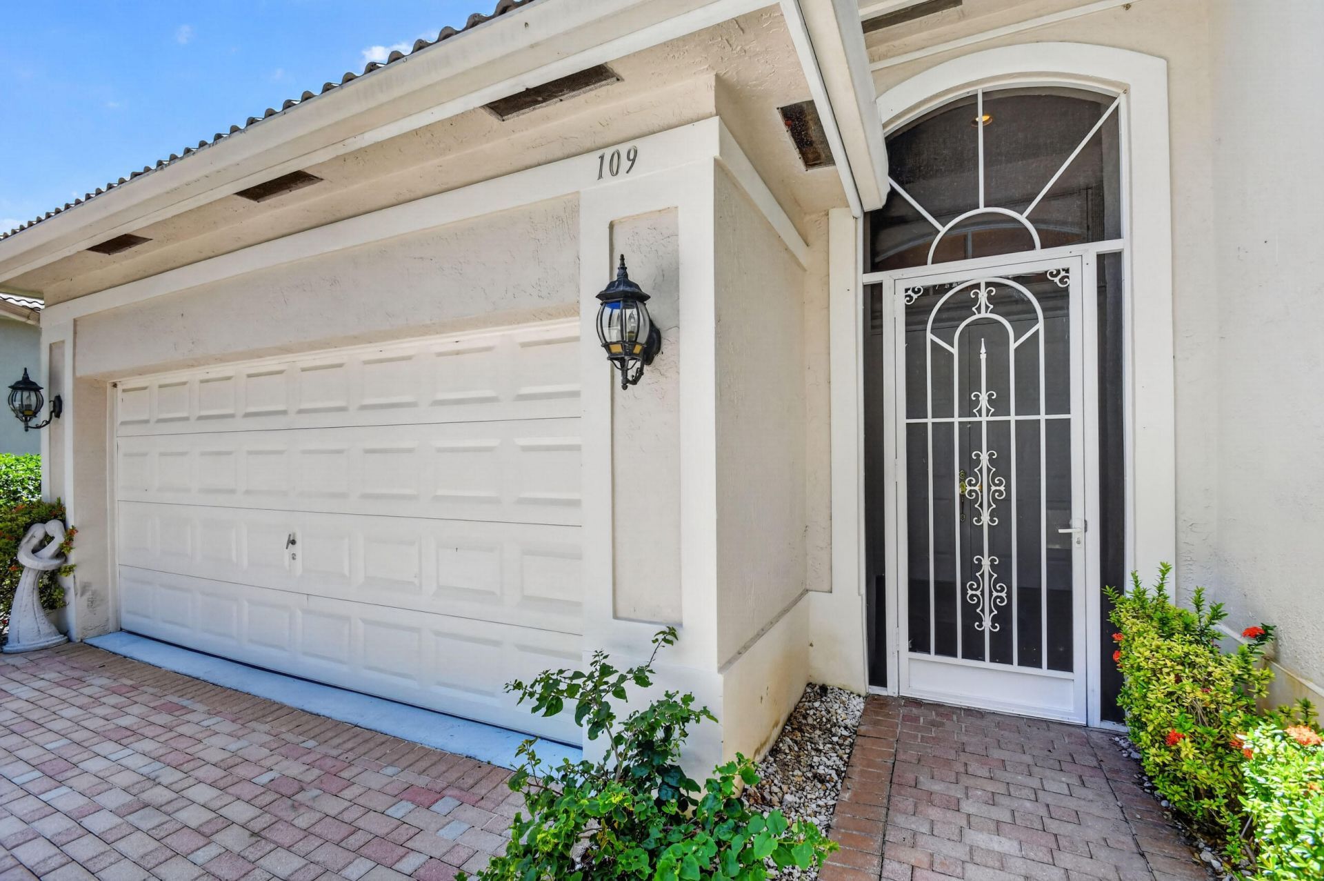 109 Palm Circle, Atlantis, FL 33462 Photo