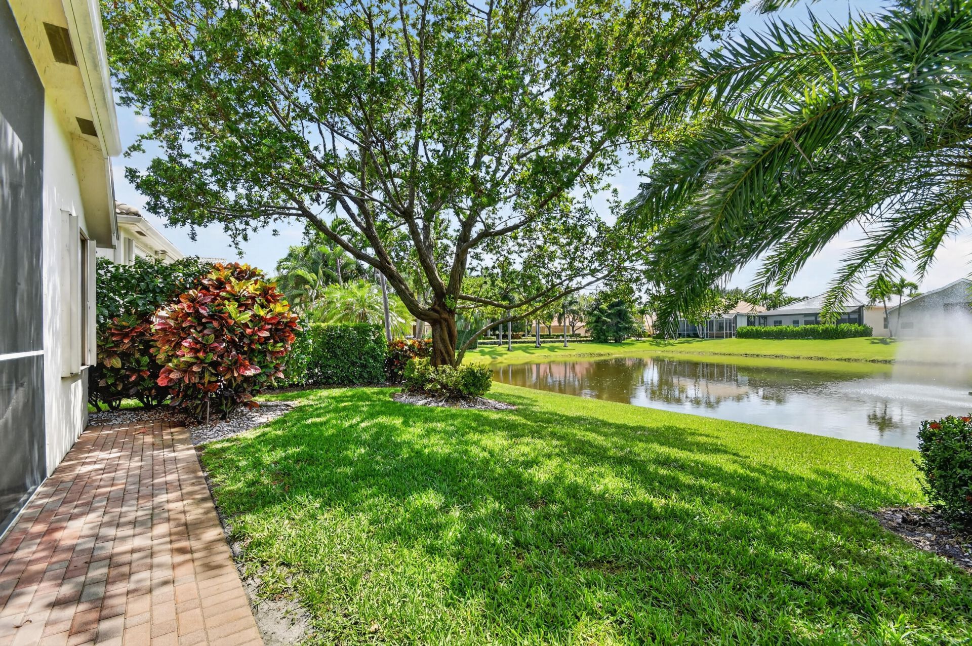 109 Palm Circle, Atlantis, FL 33462 Photo
