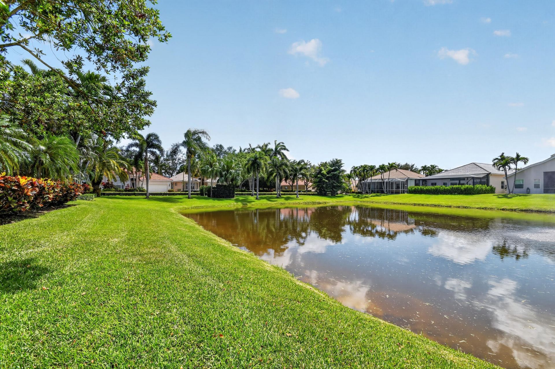 109 Palm Circle, Atlantis, FL 33462 Photo